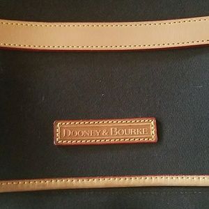 Dooney & Bourke messenger bag